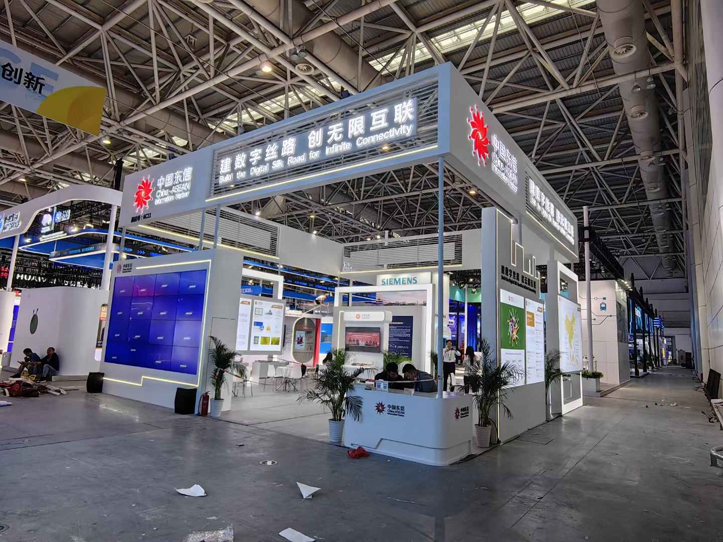 福州數(shù)字中國(guó)會(huì)展中心、廣州展會(huì)設(shè)計(jì)搭建